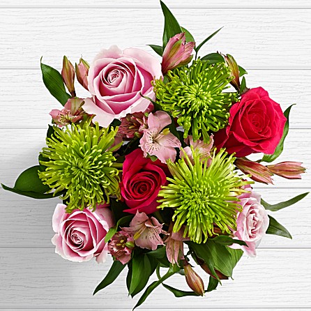 feminine roses fuji mums for your mother wife daughter sister girlfriend spouse significant other from SINDH PUNJAB KPK BALOCHISTAN AZAD KASHMIR to CALIFORNIA COLORADO